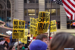 États-Unis : des manifestations pour dénoncer les attaques aériennes contre l’Iran