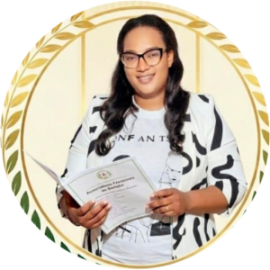 Kadiatou N. Doumbia Présidente de la FAFDBE « Nous travaillons à la mise en place de Brigades Féminines de Développement dans tous les quartiers de Bamako. »